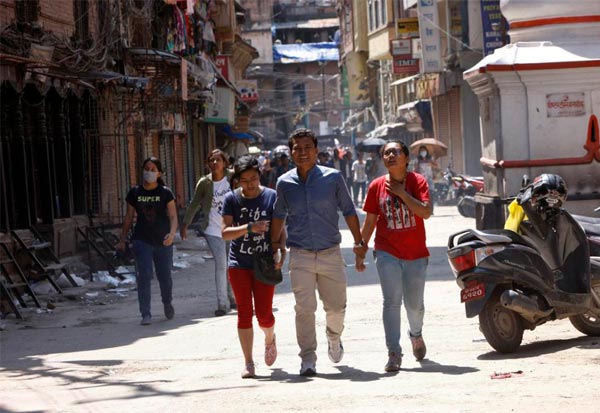 ເຫດແຜ່ນດິນໄຫວສືບຕໍ່ເກີດຂຶ້ນຢູ່ເນປານ: ກວ່າ 1.100 ຄົນຮັບບາດເຈັບ ແລະ ເສຍຊີວິດ